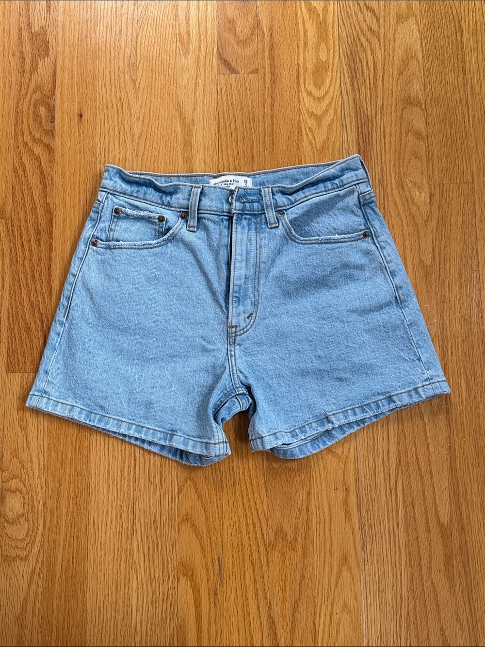 Abercrombie & Fitch High Rise 4 Inch Mom Shorts - Light Blue Denim